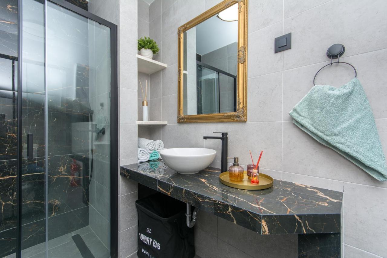 Sapphire Studio Apartment With Free Private Parking Dubrovnik Exteriör bild