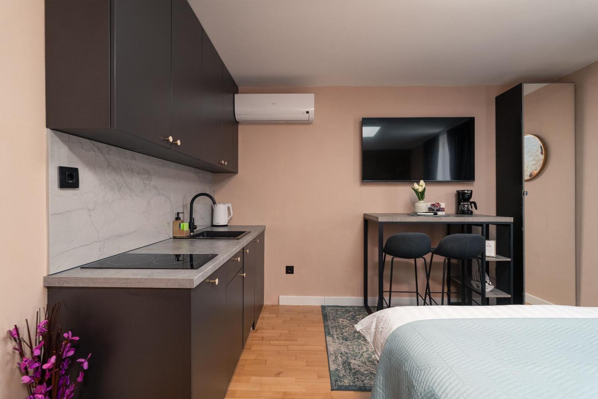 Sapphire Studio Apartment With Free Private Parking Dubrovnik Exteriör bild