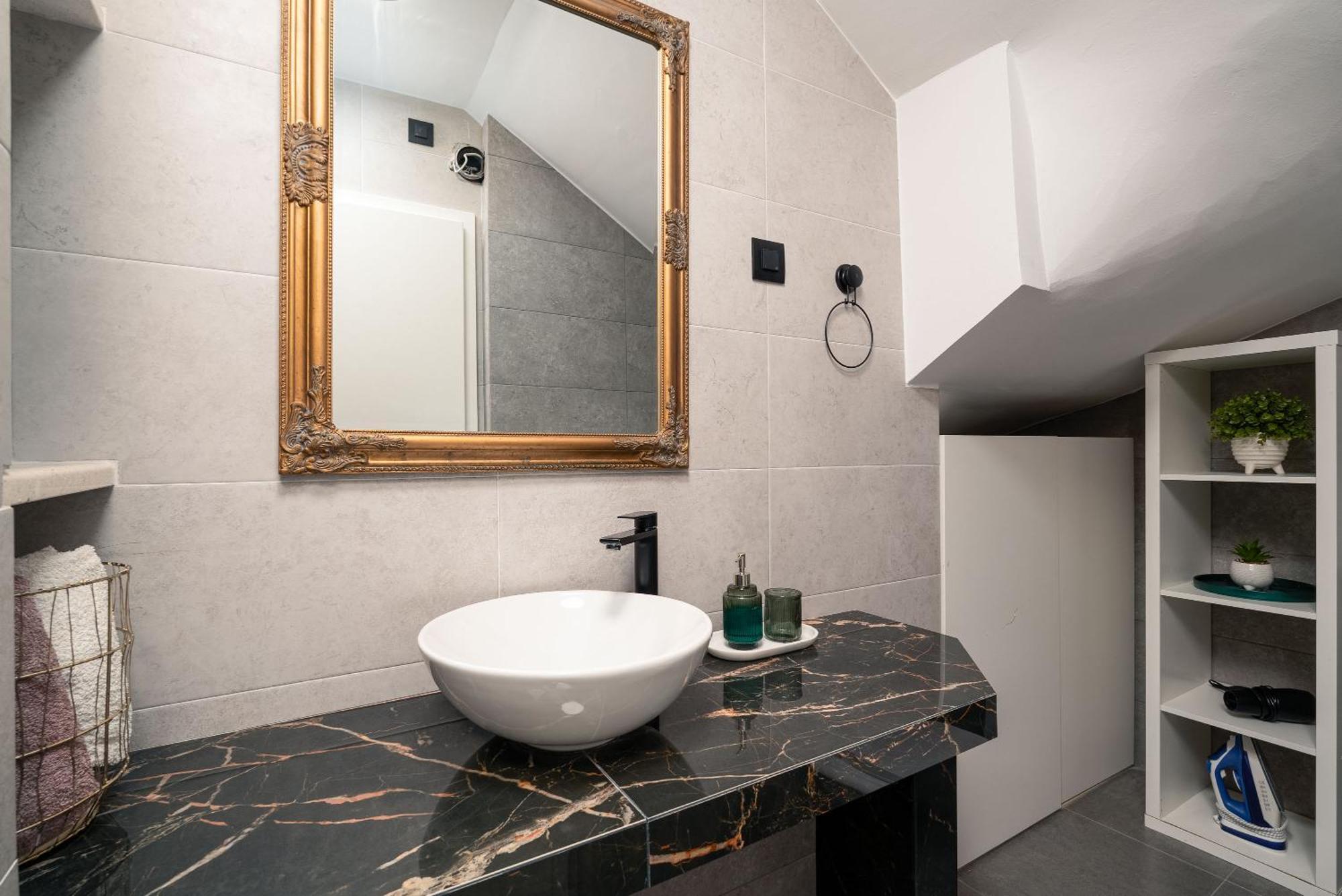 Sapphire Studio Apartment With Free Private Parking Dubrovnik Exteriör bild